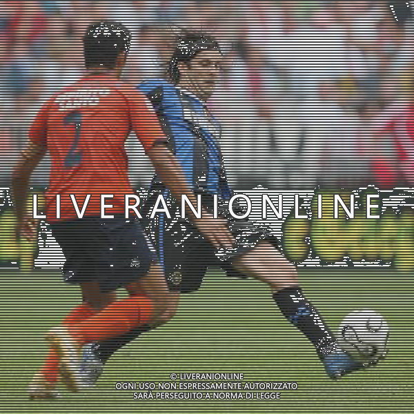 Inter - Porto Torneo di Amsterdam 05/08/2006 nella foto santiago solari con ricardo costa ph andry/ag. aldo liverani
