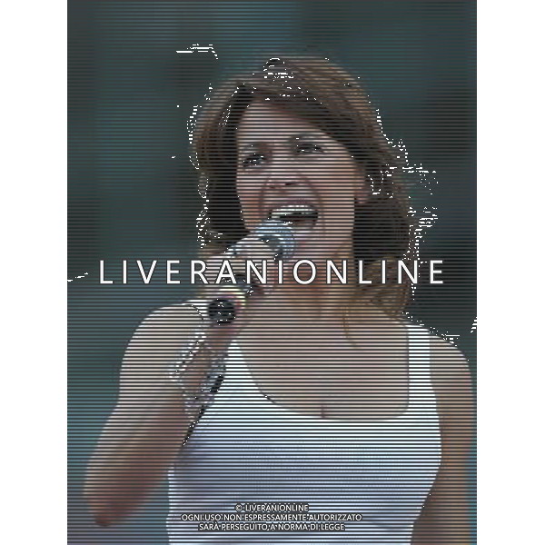 INTER - JUVENTUS - NAPOLI TROFEO MORETTI 11/08/2006 nella foto Barbara D\'Urso presentatrice della serata ph andry/ag. Aldo Liverani