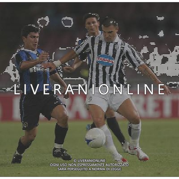 INTER - JUVENTUS - NAPOLI TROFEO MORETTI 11/08/2006 nella foto valeri bojinov con david pizarro ph andry/ag. Aldo Liverani