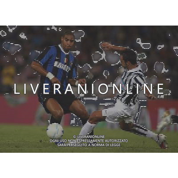 Napoli 11/08/2006 Inter - Juventus - Napoli 10¡ Trofeo Moretti Nella foto: Legrottaglie Nicola con Adriano Leite Ribeiro.* Ph Gianni Nucci/Agenzia Aldo Liverani