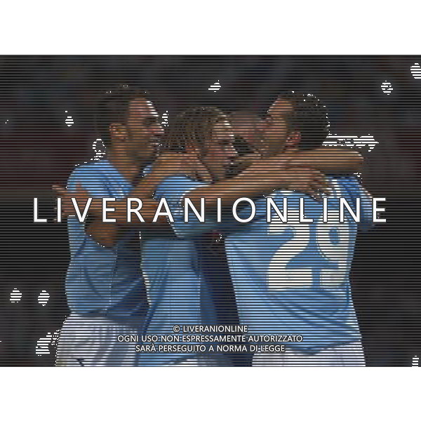 Napoli 11/08/2006 Inter - Juventus - Napoli 10¡ Trofeo Moretti Nella foto: abbracci esultanza dei giocatori del Napoli.* Ph Gianni Nucci/Agenzia Aldo Liverani