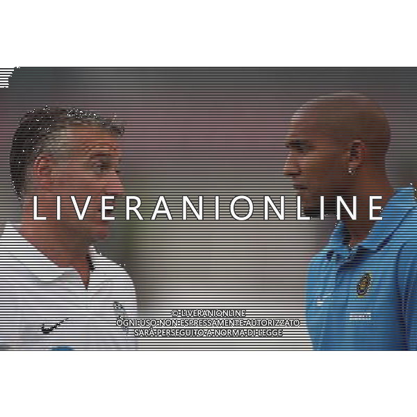 Napoli 11/08/2006 Inter - Juventus - Napoli 10¡ Trofeo Moretti Nella foto: Deschamp Didier con Dacourt Olivier.* Ph Gianni Nucci/Agenzia Aldo Liverani