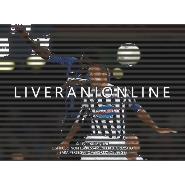 Napoli 11/08/2006 Inter - Juventus - Napoli 10¡ Trofeo Moretti Nella foto: Martins Obafemi contro Birindelli Alessandro.* Ph Gianni Nucci/Agenzia Aldo Liverani