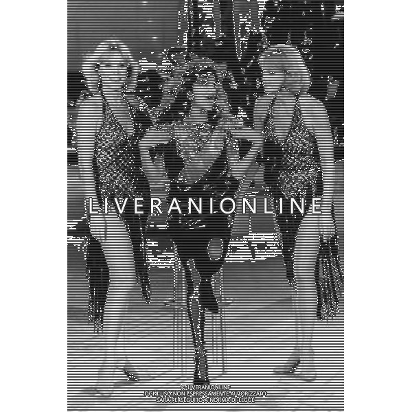 Le Gemelle Alice ed Ellen Kessler - Ballerine nella foto con Milva Ph archivio giovanni liverani/ag. aldo liverani