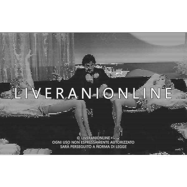 Le Gemelle Alice ed Ellen Kessler - Ballerine nella foto con Lando Buzzanca Ph archivio giovanni liverani/ag. aldo liverani