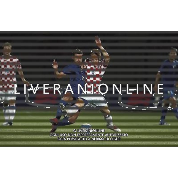 Grosseto (Gr) 15/08/2006 Amichevole Italia-Croazia Under 21 allo stadio Carlo Zecchini Nella foto: NOcerino Antonio contro Brkljaca.* Ph Gianni Nucci/Agenzia Aldo Liverani