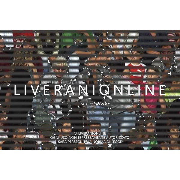 ITALIA - CROAZIA AMICHEVOLE A LIVORNO 16/08/2006 NELLA FOTO: I TIFOSI LIVORNESI LASCIANO GLI SPALTI FOTO GIANNI NUCCI/AG. ALDO LIVERANI