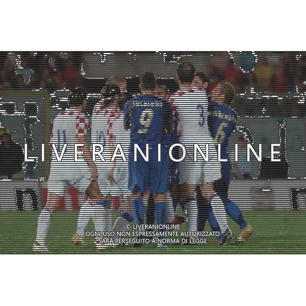 ITALIA - CROAZIA AMICHEVOLE A LIVORNO 16/08/2006 NELLA FOTO: RISSA IN CAMPO FOTO BIZZI/AG. ALDO LIVERANI