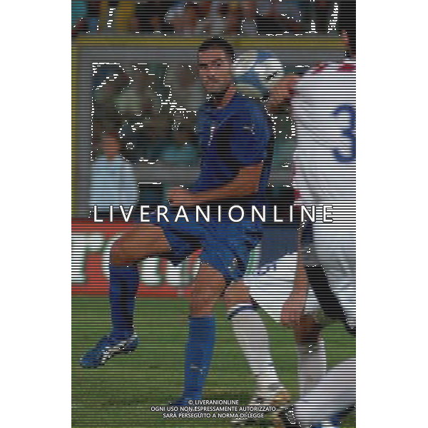 ITALIA - CROAZIA AMICHEVOLE A LIVORNO 16/08/2006 NELLA FOTO: LUCARELLI CRISTIANO FOTO BIZZI/AG. ALDO LIVERANI