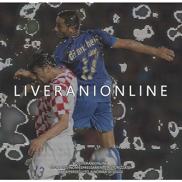 Livorno (Li) 16/08/2006 Amichevole Italia-Croazia allo stadio Armando Picchi Nella foto: Di Michele David contro Sablic.* Ph Gianni Nucci/Agenzia Aldo Liverani