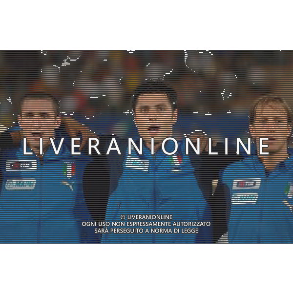 LIVORNO,16 AGOSTO 2006 CALCIO ITALIA-CROAZIA NELLA FOTO:CHIELLI NI AMELIA E AMBROSINI DURANTE L\'INNO NAZIONALE FOTO BIZZI/A.LIVERANI