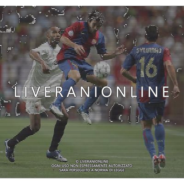 Monaco Montecarlo 25/08/2006 Supercoppa Europea 2006 barcellona-siviglia 0:3 nella foto deco e sylvinho ph marco luzzani/ag aldo liverani s.a.s.