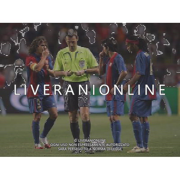 Monaco Montecarlo 25/08/2006 Supercoppa Europea 2006 barcellona-siviglia 0:3 nella foto farina, deco, ronaldinho e puyol ph marco luzzani/ag aldo liverani s.a.s.