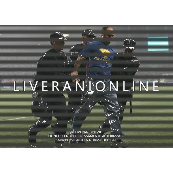 Monaco Montecarlo 25/08/2006 Supercoppa Europea 2006 barcellona-siviglia 0:3 nella foto invasione di campo ph marco luzzani/ag aldo liverani s.a.s.