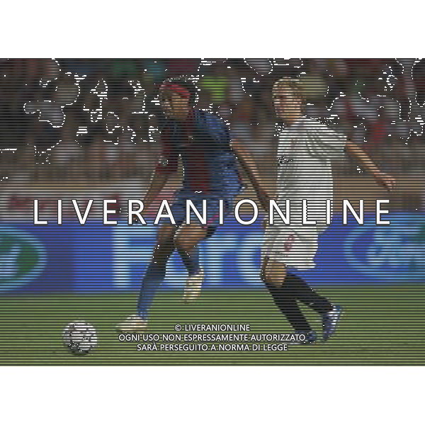 Monaco Montecarlo 25/08/2006 Supercoppa Europea 2006 barcellona-siviglia 0:3 nella foto ronaldinho e poulsen ph marco luzzani/ag aldo liverani s.a.s.