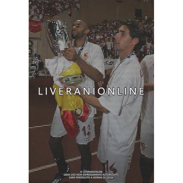 Monaco Montecarlo 25-08-2006 Supercoppa Europea 2006 barcellona-siviglia 0:3 nella foto kanoute\' e escude\' ph marco luzzani/ag aldo liverani s.a.s.