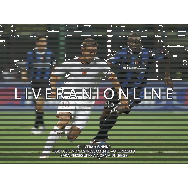 Milano 26-08-2006 inter-roma 4:3 Supercoppa Italiana TIM 2006 nella foto francesco totti e patrick vieira * ph marco luzzani/ag aldo liverani s.a.s.