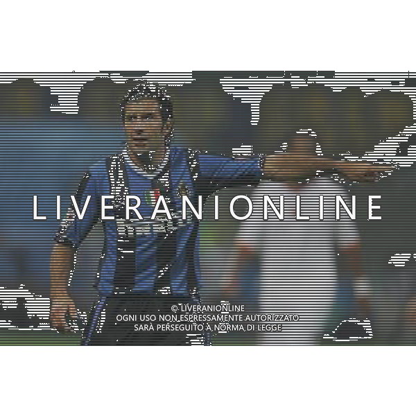Milano 26-08-2006 inter-roma 4:3 Supercoppa Italiana TIM 2006 nella foto luis figo * ph marco luzzani/ag aldo liverani s.a.s.
