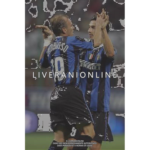 Milano 26-08-2006 inter-roma 4:3 Supercoppa Italiana TIM 2006 nella foto zlatan ibrahimovic e cambiasso asteban esultano * ph marco luzzani/ag aldo liverani s.a.s.