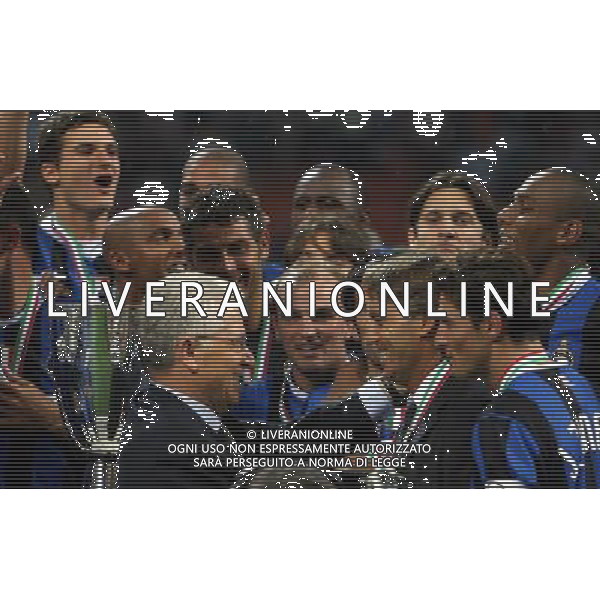 INTER -ROMA SUPERCOPPA ITALIANA TIM 26/08/2006 NELLA FOTO ANTONIO MATTARESE CON ROBERTO MANCINI agenzia aldo liverani