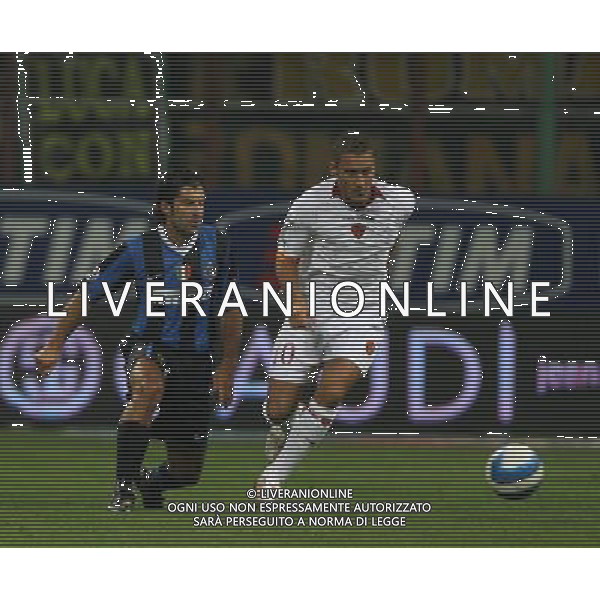 INTER-ROMA SUPERCOPPA ITALIANA 26/08/2006 NELLA FOTO FIGO-TOTTI AGENZI ALDO LIVERANI