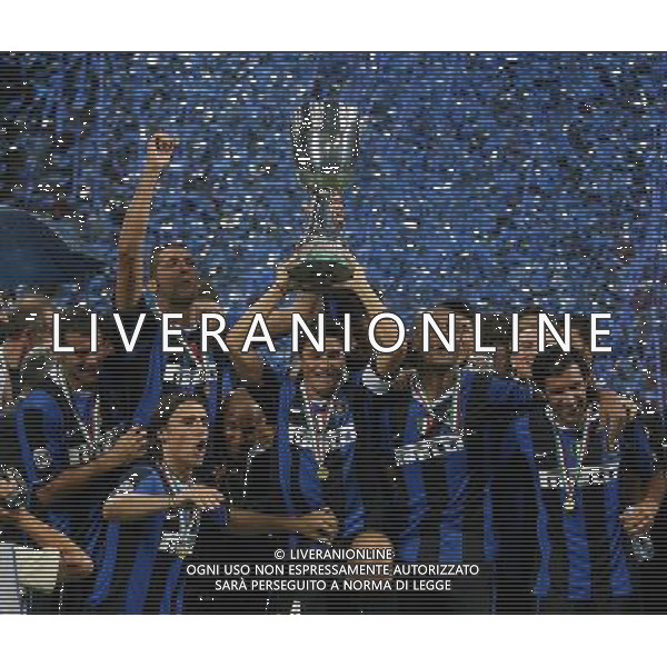 INTER-ROMA SUPERCOPPA ITALIANA 26/08/2006 NELLA FOTO ZANETTI JAVIER AGENZI ALDO LIVERANI