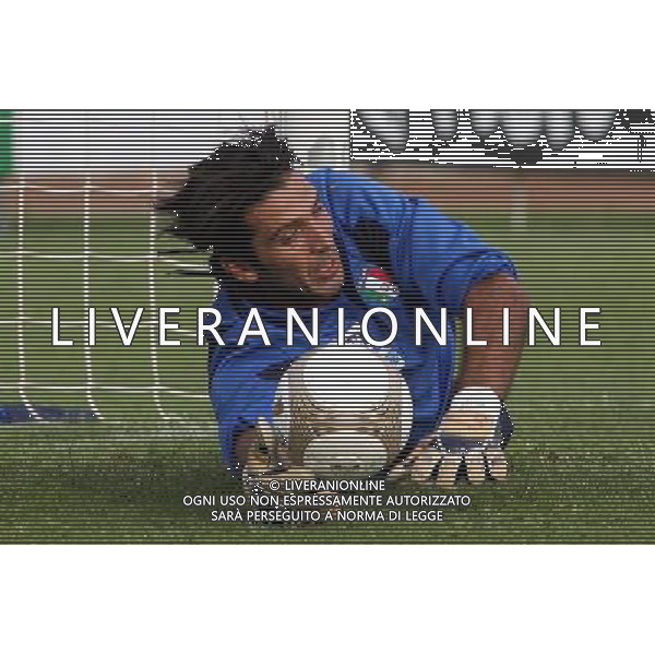 COVERCIANO 28 AGOSTO 2006 ALLENAMENTO DELLA NAZIONALE NELLA FOTO: GIANLUIGI BUFFON AG ALDO LIVERANI