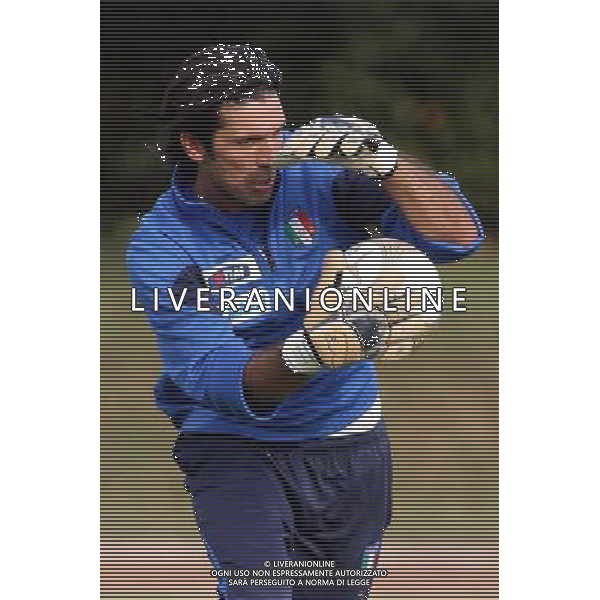 COVERCIANO 28 AGOSTO 2006 ALLENAMENTO DELLA NAZIONALE NELLA FOTO: GIANLUIGI BUFFON AG ALDO LIVERANI