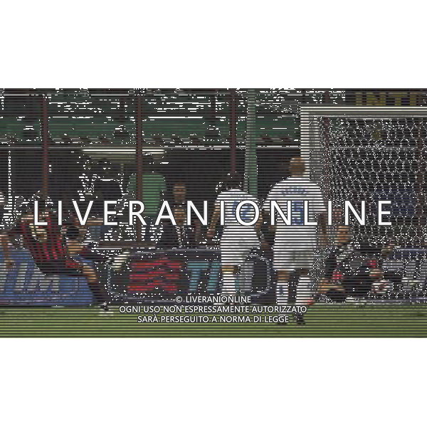 Trofeo Tim 31/08/2006 inter - milan - juventus nella foto il gol di marco borriello ph luzzani/ag. aldo liverani