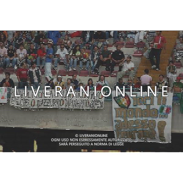 Italia - Lituania qualificazione europei a Napoli 02/09/2006 nella foto tifosi * ph gianni nucci/ag: aldo liverani