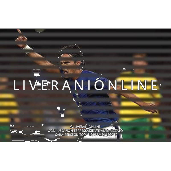 Italia - Lituania qualificazione europei a Napoli 02/09/2006 nella foto esultanza dopo il gol di filippo inzaghi * ph corradetti/ag: aldo liverani