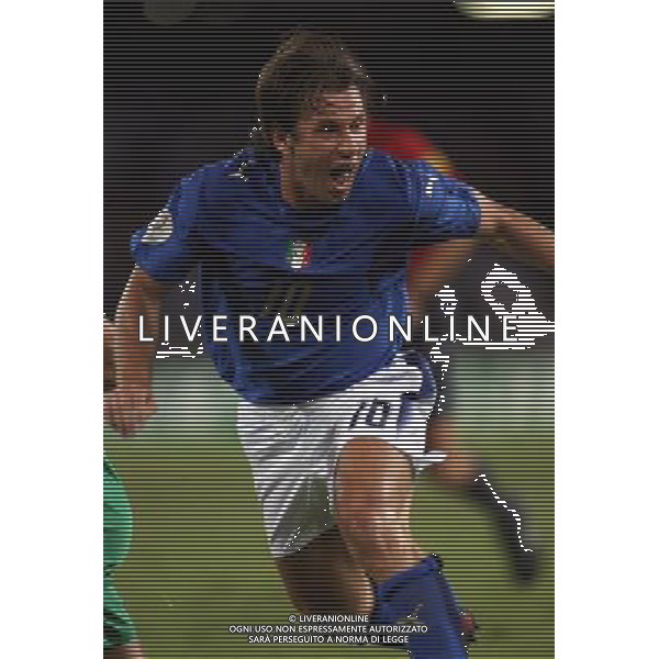 Italia - Lituania qualificazione europei a Napoli 02/09/2006 nella foto antonio cassano * ph gianni nucci/ag: aldo liverani