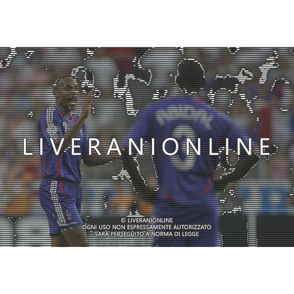 Parigi (FRA) 06-09-2006 qualificazione europei EURO 2008 francia-italia 3:1 nella foto henry e abidal ph marco luzzani/ag aldo liverani s.a.s.