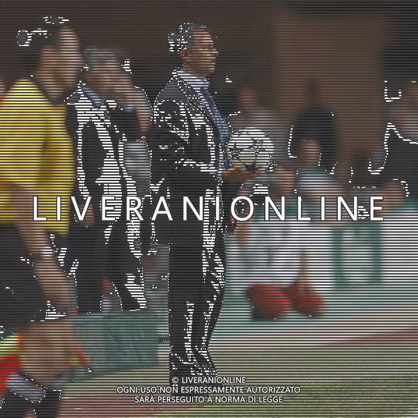 MONTECARLO MONACO 29-08-2003 MILAN - PORTO SUPERCOPPA EUROPEA NELLA FOTO: MOURINHO JOSE\' ALLENATORE PORTO* AGENZIA ALDO LIVERANI