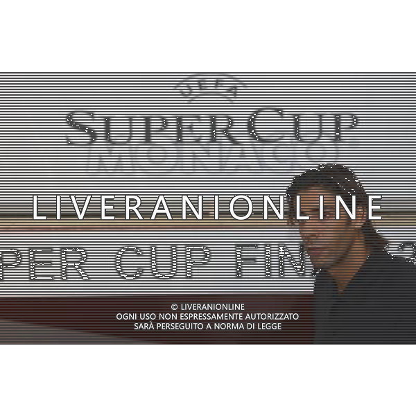 MONTECARLO MONACO 29-08-2003 MILAN - PORTO SUPERCOPPA EUROPEA NELLA FOTO: RUI COSTA MANUEL* AGENZIA ALDO LIVERANI