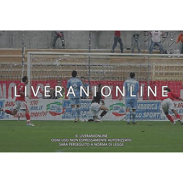 Piacenza - Napoli campionato serie B 16/09/2006 nella foto il GOL di RICCIO ph mosca/Ag. Aldo Liverani