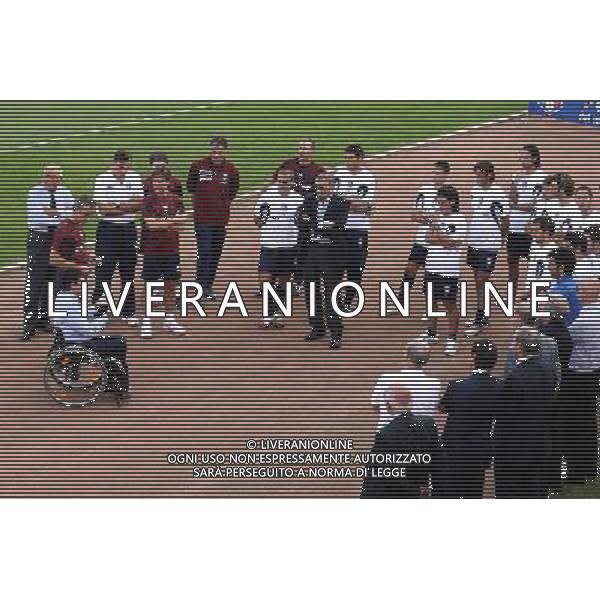 Centro Tecnico Federale di Coverciano 02/10/2006 Raduno e Allenamento della Nazionale Italiana nella foto Luca Pancalli Presidente FIGC con Roberto Donadoni parla con la squadra ph gianni nucci/ag. Aldo Liverani