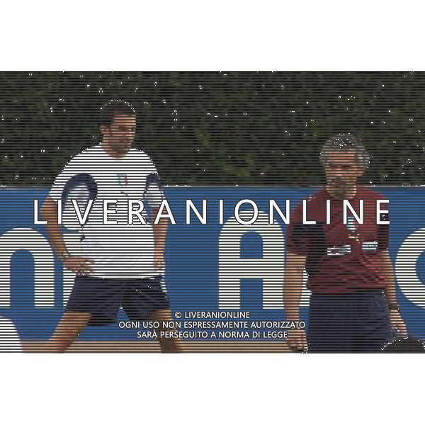 Centro Tecnico Federale di Coverciano 02/10/2006 Raduno e Allenamento della Nazionale Italiana nella foto roberto donadoni con alessandro del piero ph gianni nucci/ag. Aldo Liverani