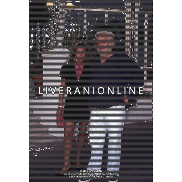 ARCHIVIO GIOVANNI LIVERANI NELLA FOTO PAOLO VILLAGGIO CON LA MOGLIE MAURA ALBITES AGENZIA ALDO LIVERANI