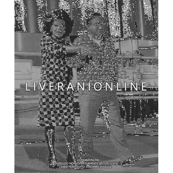 ARCHIVIO GIOVANNI LIVERANI NELLA FOTO PAOLO VILLAGGIO CON SILVANA PAMPANINI AGENZIA ALDO LIVERANI