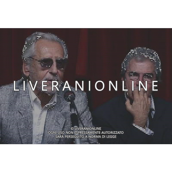 MILANO 3 OTTOBRE 2006 PRESENTAZIONE DELLO SPETTACOLO TEATRALE \' LA BISBETICA DOMATA\' CON TULLIO SOLENGHI. NELLA FOTO: GIULIO BOSETTI E TULLIO SOLENGHI PH FRANKY/AG ALDO LIVERANI