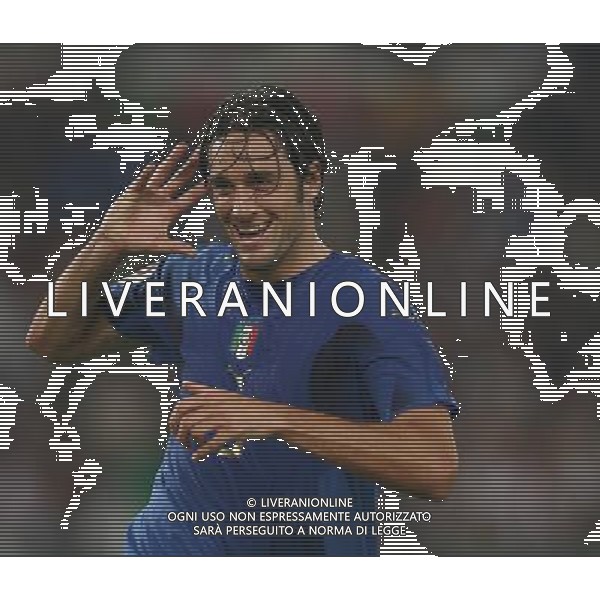 Roma - 07 / 10 / 2006 - Stadio \'Olimpico\' - Qualificazioni EURO 2008 - Italia Vs Ucraina (2-0) - NELLA FOTO Toni esulta dopo il gol FOTO CORRADETTI-AGENZIA ALDO LIVERANI