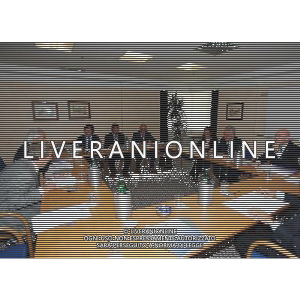 Roma - 13 / 10 / 2006 - Hotel Hilton Rome Airport - Consiglio di Lega Calcio - nella foto: il tavolo della riunione sono presenti Rosella Sensi, che e\' vicepresidente vicaria di Lega, e l\'avvocato del Milan, Cantamessa. Oltre al presidente Matarrese ci s