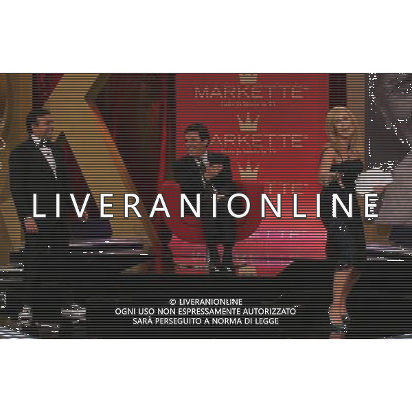 MILANO 18/10/2006 STUDI TELEVISIVI LA 7 MARKETTE NELLA FOTO PIERO CHIAMBRETTI, URBANO CAIRO E Germani Gabriella LA IMITATRICE DI SIMONA VENTURA FOTO ROMANO/AG ALDO LIVERANI