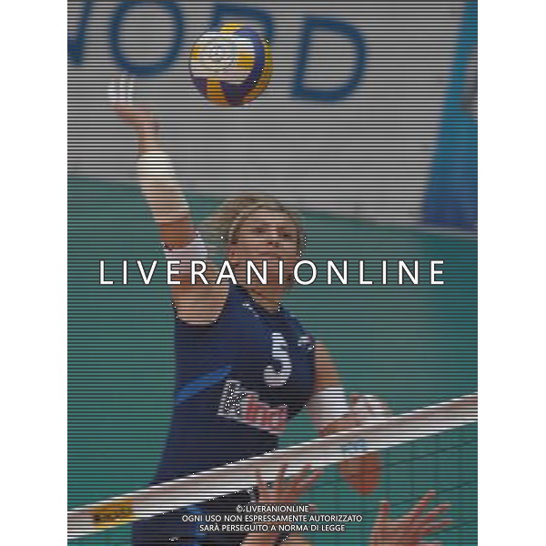 ALASSIO (SV) 18/10/2006 TORNEO PREMONDIALE DI VOLLEY FEMMINILE NAZIONALE ITALIANA VOLLEY NELLA FOTO ANZANELLO SARA PH GIGI ARCAINI/AG. ALDO LIVERANI