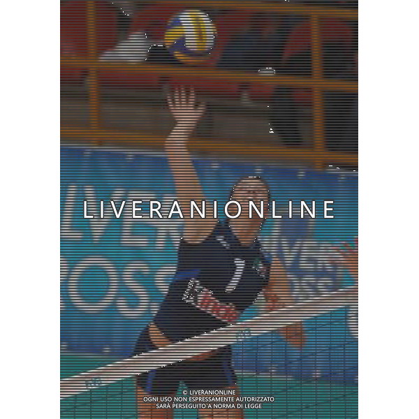 ALASSIO (SV) 18/10/2006 TORNEO PREMONDIALE DI VOLLEY FEMMINILE NAZIONALE ITALIANA VOLLEY NELLA FOTO ORTOLANI SERENA PH GIGI ARCAINI/AG. ALDO LIVERANI
