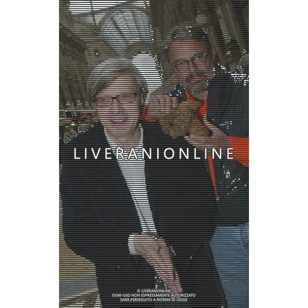 MILANO 20 OTTOBRE 2006 CONFERENZA STAMPA PRESENTAZIONE MOSTRA \'STORIA NATURALE DELL\'INNOMINABILE\' CON VITTORIO SGARBI E OLIVIERO TOSCANI NELLA FOTO: VITTORIO SGARBI E OLIVIERO TOSCANI PH FRANKY/AG ALDO LIVERANI