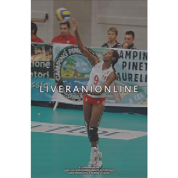 ALASSIO (SV) 18/10/2006 TORNEO PREMONDIALE DI VOLLEY FEMMINILE NAZIONALE PERU\' VOLLEY NELLA FOTO IOYA SARA PH GIGI ARCAINI/AG. ALDO LIVERANI