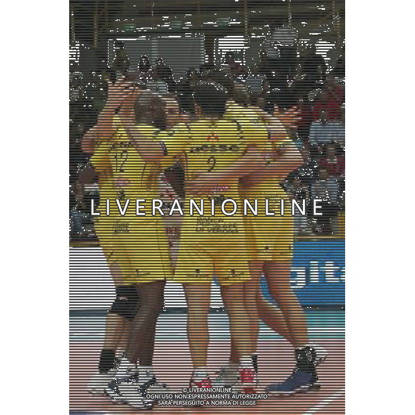 Marmi Lanza Verona - M. Roma Volley 14/10/2006 Campionato di pallavolo A1 nella foto esultanza Verona Ph romano p/ag. aldo liverani