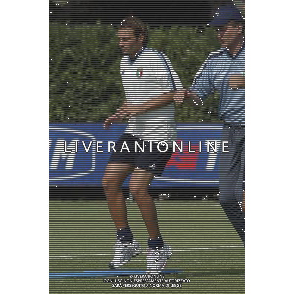 Coverciano (Fi) 02/09/03 Allenamento della Nazionale italiana di Calcio Nella foto: Zanetti Cristiano. Ph Gianni Nucci/Aldo Liverani